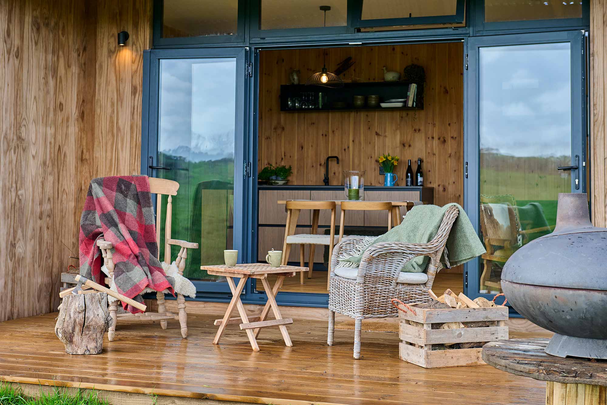 Coffee-on-the-cabin-veranda